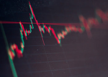 Bitcoin Stablizes With Institutional Support, But Volatility Could Hit in March