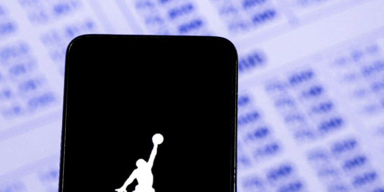 Mini Bitcoin Futures, UK Crypto Tax Guide, Michael Jordan & NFTs + More News