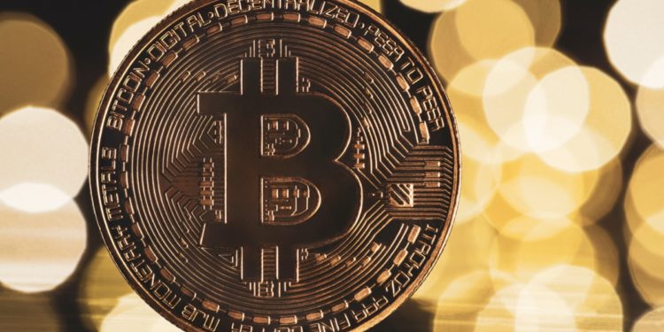 Bitcoin Has to Hold above $52,000 to Avoid Further Downward Movements, says Crypto Analyst