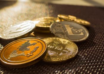 Wall Street Veteran Urges Investors to Add Cryptocurrencies to Their Investment Portfolios