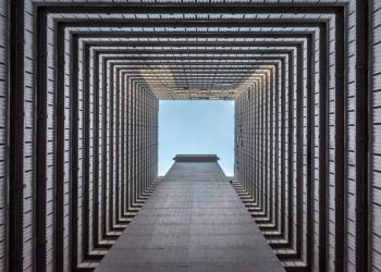 This is why all companies should buy Bitcoin says Square CFO