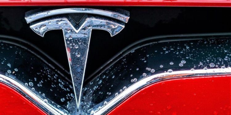 Tesla Starts Accepting Bitcoin In US