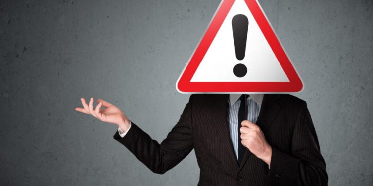 Career Commodities Trader Warns Bitcoin Community Over Coinbase Concerns