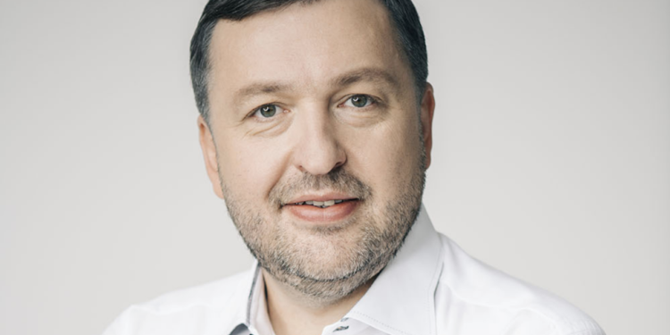 Tony G Invested in GAMEE