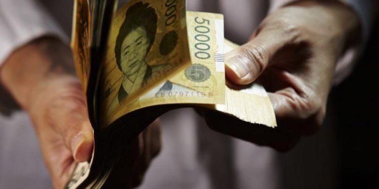 Banks Should ‘Say Thank You, Crypto’ after Bumper Boost in Customers