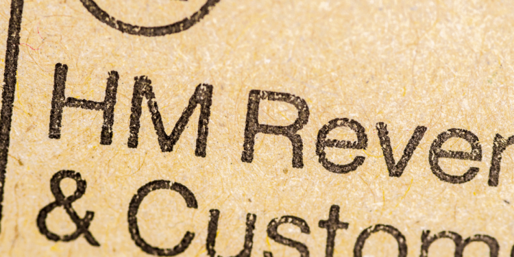 UK Taxman Gears up for Assault on Crypto-holding Tax Evaders, Say Accountants