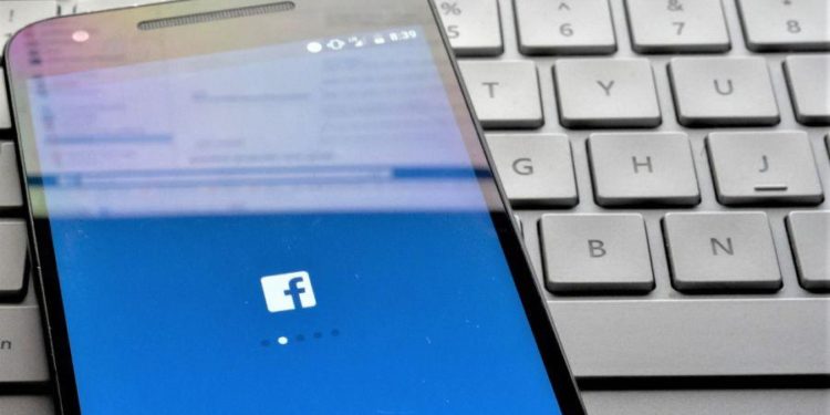 New Crypto Lobbyist, Facebook Payments, Grayscale’s Chainlink + More News