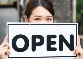 Exchanges Reopen Centers to Cater for Older Crypto Customers