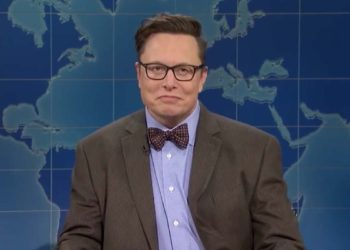 Elon Explains Dogecoin On Saturday Night Live TV Show