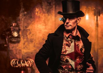 Top Analyst Unveils Bullish Targets for Ethereum and 3 DeFi Altcoins