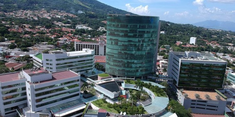 El Salvador’s Government Considering Paying Workers’ Salaries With