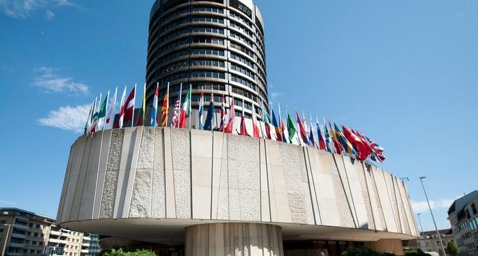 Central Banks Step Up Bitcoin, Stablecoin Bashing Efforts Amid CBDC Plans