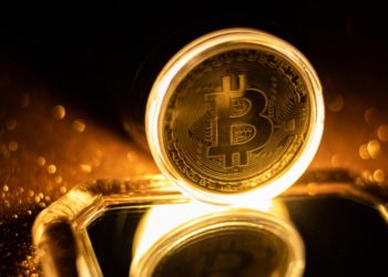 Former Congressman Ron Paul Calls for Legalizing BTC But Don’t Tax