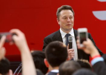 Elon Musk’s Heartbreak Tweet Sends Bitcoin Tumbling