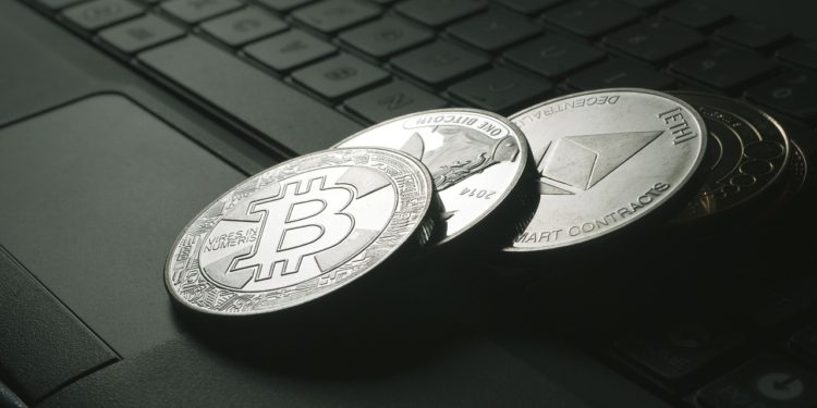 Michaël van de Poppe Mentions Three Cryptos That May Restart Alt Season As Mark Cuban Buys More