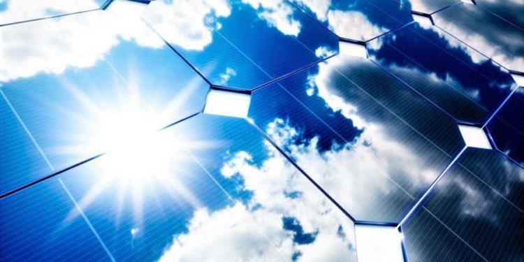 Polish Miner Uses Solar Panels to Mine Bitcoin, Heat His House