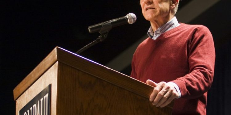 Libertarian Ron Paul Says “Bitcoin Should Be Legalised As Money”
