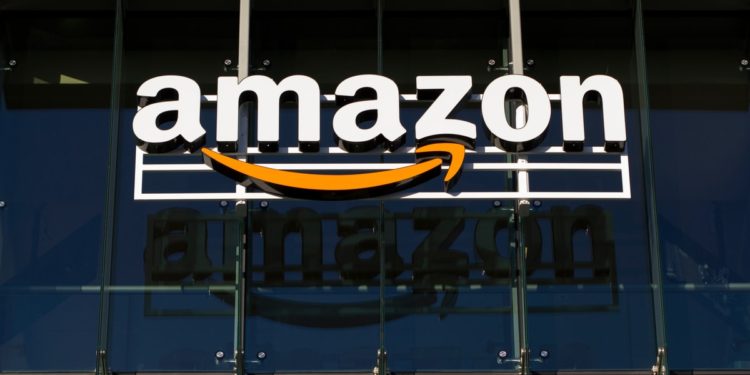 Amazon Denies Accepting Bitcoin Payments, BTC Price Drops Afterward