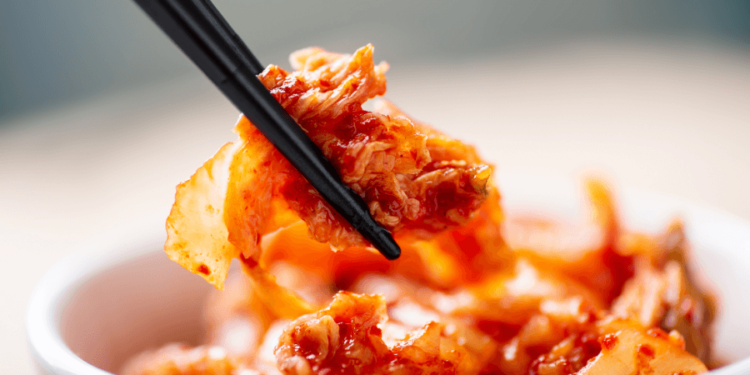 South Korean Customs Officers Close Net on ‘Kimchi Premium’ Offenders