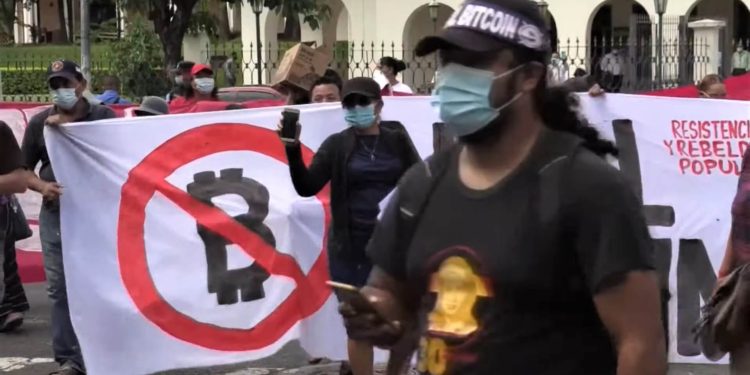 Demonstrators Hold Bitcoin Protest Outside El Salvador Parliament