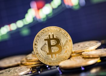Bears Dominate Market as Bitcoin Trading Below Key Daily Moving Averages