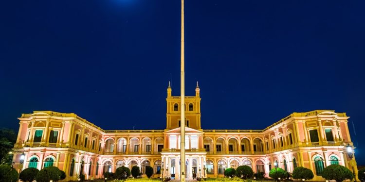 Paraguayan MP To Test BTC Bill This Week, JPMorgan Questions Bukele’s Move