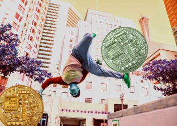Top Trader Flips Bullish on Two Altcoins, Says One Crypto Sector Is Showing Strength