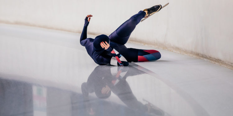 Avalanche Drops After Rally, Today’s Weakest Performer in Top 100