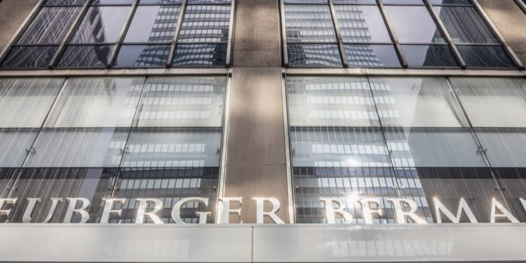 Neuberger Berman Wins SEC Approval to Invest 5% Commodities Fund in Bitcoin Futures
