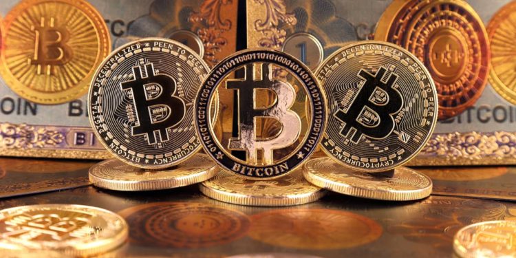 Bitcoin’s Hashrate Edges Closer to the 30-Day Moving Average, Suggesting a Bullish Crossover