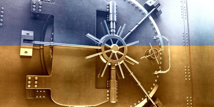 HSBC Reportedly Blocks Credit Card Payments to Binance in the UK