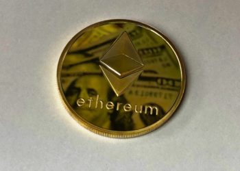 Chief Market Strategist Watching Possible W-Bottom Formation In Ethereum
