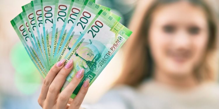 Russian Blockchain Experts Are Offered Almost x5 the National Average Salary