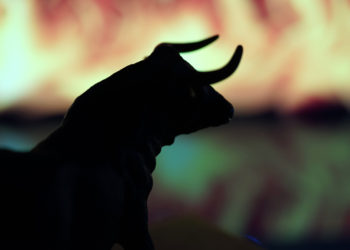 Could A Bitcoin Bull Flag Leave Bears Blindsided