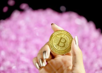 Bitcoin On-Chain Data Reveals Why This Selloff Is Different From May’s Crash