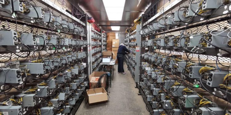 Unapproved Bitcoin Mining Plant Forced to Close Shop