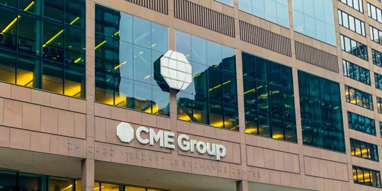 CME’s Bitcoin Futures Premiums Surge, Hints Rising Institutional Demand