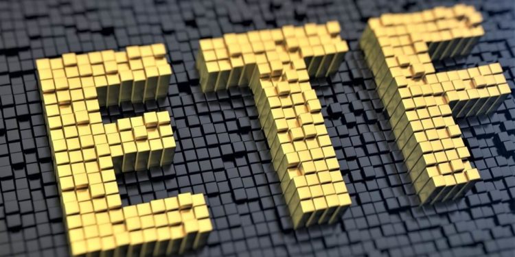 Bitcoin Falls as Second Bitcoin ETF Goes Live in the US