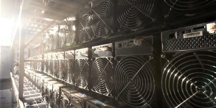 Bitcoin Miners See High Prices as ‘Opportunity,’ Become Sellers
