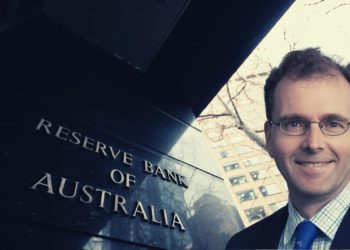 Outgoing RBA Policymaker Thinks CBDCs And Global Regulation Will Undermine Crypto