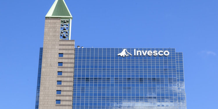 Invesco Joins Bitwise in Blaming the SEC for Decision to Withdraw ETFs