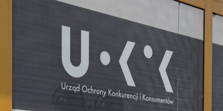 Polish Competition Watchdog Targets Scamcoin, Not All Crypto Ads