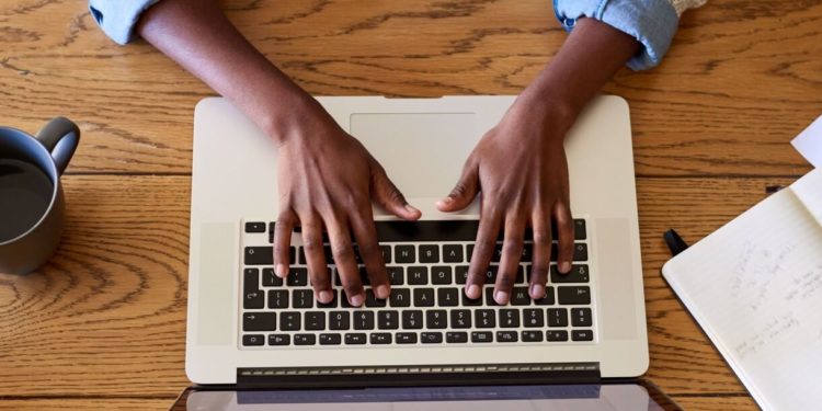 Mom Starts Crypto Consulting Firm, Makes up to USD 80K per Month