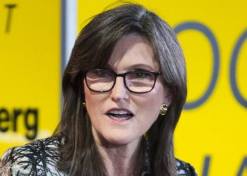 Crypto Bull Cathie Wood Says Ethereum Is More Undervalued Than Bitcoin