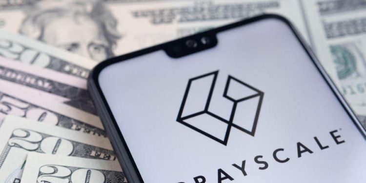 Grayscale vs. SEC, Fidelity's Bitcoin ETF, Investments in Metaverse, NFTs + More News