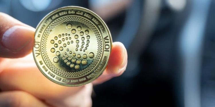 IOTA Rises as New ‘Feeless’ Smart Contract Network & Airdrop Announced