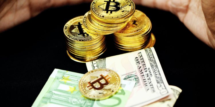 Data Shows Bitcoin Short-Term Holders Have Started To Sell At A Loss