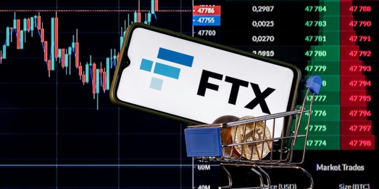 Asia’s SoftBank and Temasek Join to Fund FTX US