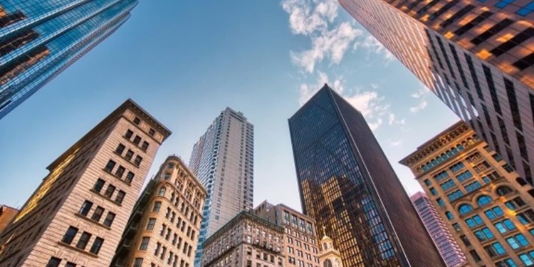 During April BTC Peak, 61% of Surveyed Financial Institutions Said Crypto Access ‘Extremely’ Important