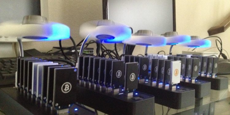 Small-Time Solo Miners Strike Gold With Full BTC Blocks